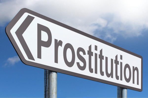 Was sind die Unterschiede zwischen einer Escort und einer Prostituierten?